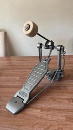 Pearl bassdrum pedaal / werkt perfect, Muziek en Instrumenten, Percussie, Ophalen of Verzenden, Zo goed als nieuw, Overige soorten