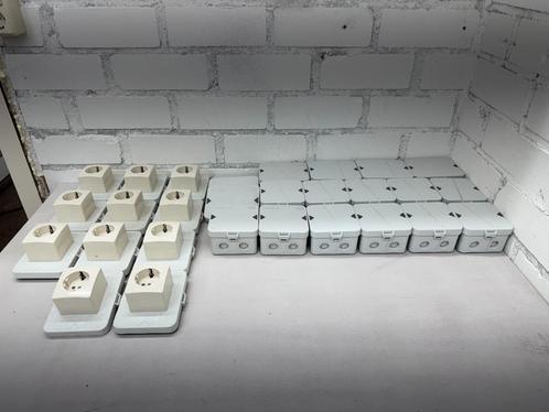 Partij Attema kabeldozen AK1 en AK2, Doe-het-zelf en Verbouw, Elektra en Kabels, Nieuw, Overige typen, Ophalen of Verzenden