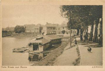 (379-207-045) Arnhem Oude Kraan met Haven beschikbaar voor biedingen