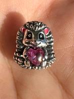 Zilveren bedel – egel met roze CZ hart, Sieraden, Tassen en Uiterlijk, Bedels, Overige merken, Verzenden, Nieuw, 1 bedel