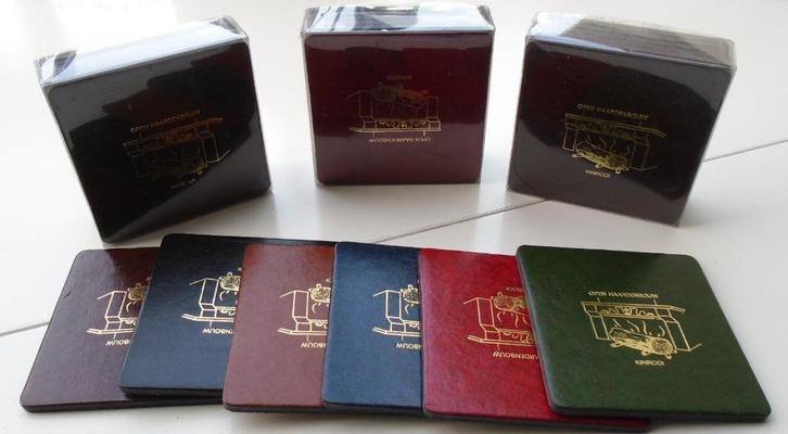 ONDERZETTERS PARTIJ MET RECLAME 44 SETS A 6 STUKS, Huis en Inrichting, Woonaccessoires | Onderzetters, Nieuw, Glas of Kopje, Ophalen of Verzenden