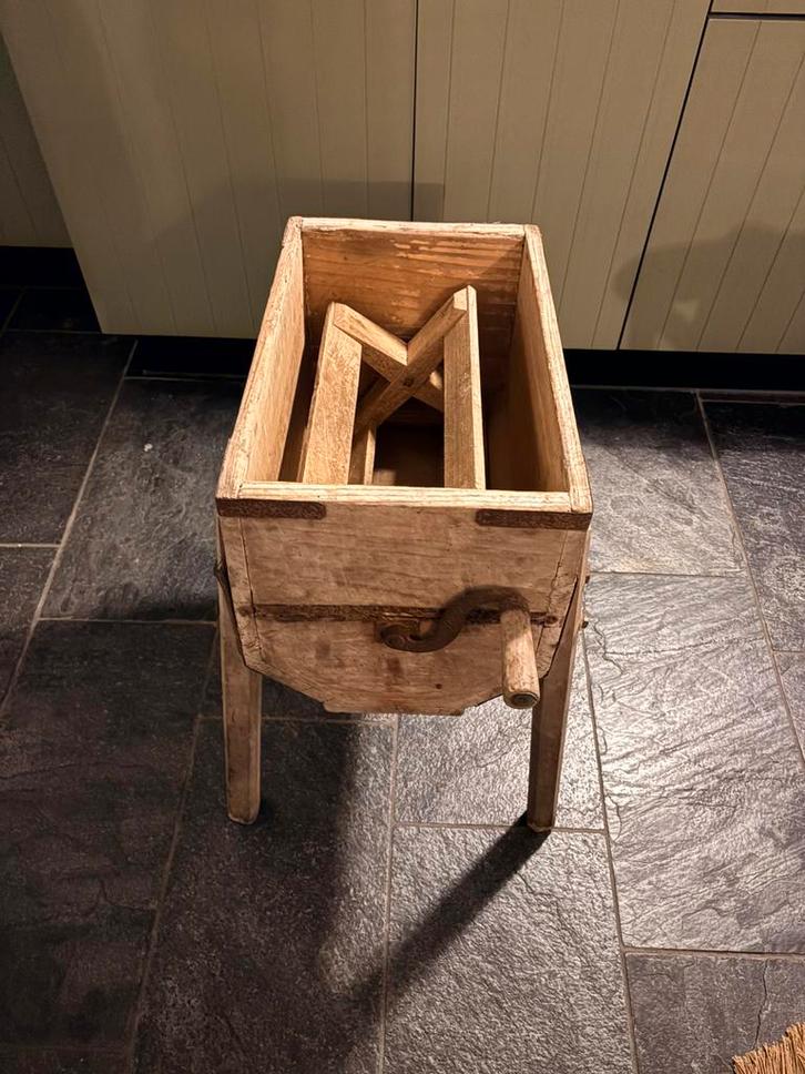 Antieke botermachine, Antiek en Kunst, Antiek | Keukenbenodigdheden, Ophalen of Verzenden