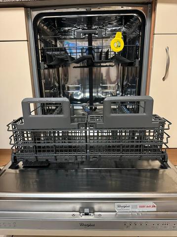 Whirlpool Vaatwasser - Goed Onderhouden beschikbaar voor biedingen