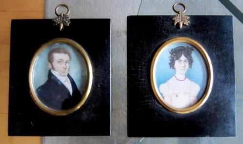 == twee antieke portret-miniaturen == c a 1840 ==, Antiek en Kunst, Kunst | Schilderijen | Klassiek, Ophalen of Verzenden