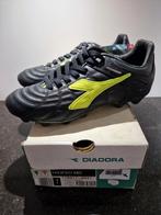 Diadora voetbalschoenen (nieuw) - maat 40,5, Schoenen, Nieuw, Ophalen of Verzenden