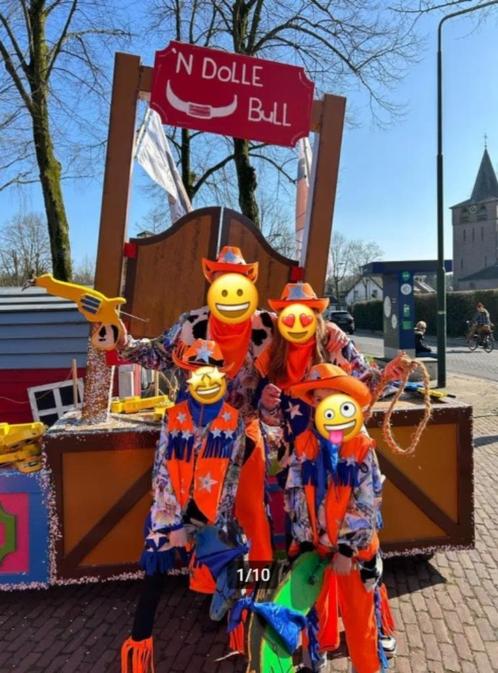 voorwagen carnaval loopgroep, Hobby en Vrije tijd, Feestartikelen, Carnaval, Ophalen of Verzenden