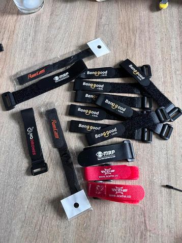 Lipo straps beschikbaar voor biedingen