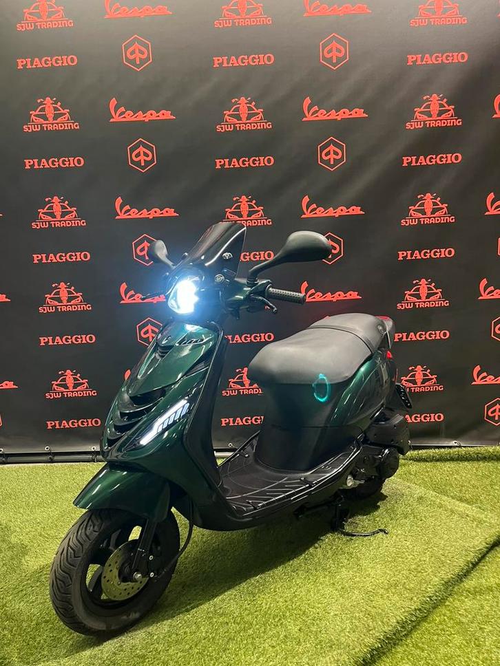 Piaggio Zip 2020 Brom! SP Jaguar Green / Full Malossi 80cc!, Fietsen en Brommers, Scooters | Piaggio, Zip, Ophalen of Verzenden