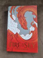 A Fire in the Sky - Sophie Jordan Fairyloot Editie, Ophalen of Verzenden, Zo goed als nieuw, Sophie Jordan