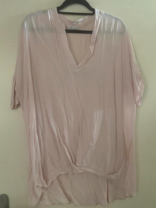 Mooie zachtroze blouse, Kleding | Dames, Blouses en Tunieken, Zo goed als nieuw, Maat 42/44 (L), Roze, Ophalen of Verzenden