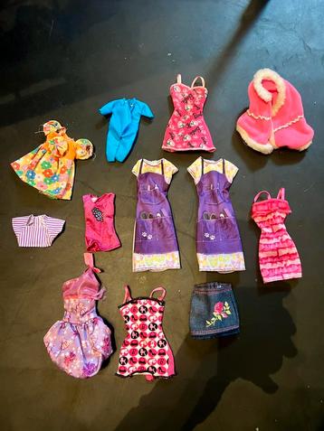 Vintage retro jurkjes jurken barbie sindy fleur barbiekleren beschikbaar voor biedingen