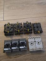 Partij Relais voetstuk Omron, Schrack, Kuhnke, Hobby en Vrije tijd, Elektronica-componenten, Ophalen of Verzenden, Zo goed als nieuw