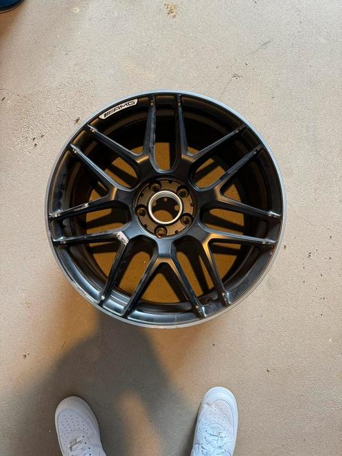 MERCEDES AMG VELG 19INCH a45 gla45 a45s gla45s met schade, Auto-onderdelen, Banden en Velgen, Velg(en), All Season, 19 inch, 245 mm