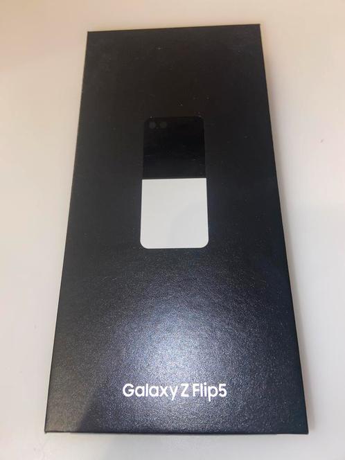 Samsung Galaxy Z Flip5, wit + screenprotector, Telecommunicatie, Mobiele telefoons | Samsung, Zo goed als nieuw, Overige modellen