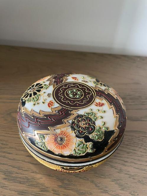 Satsuma schaaltje met deksel bonbonniere, Antiek en Kunst, Antiek | Porselein, Ophalen of Verzenden