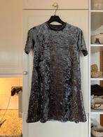 Mooi en heel zacht jurkje, maatje M (zilver-grijs),, Kleding | Dames, Maat 38/40 (M), THINGS I LIKE & LOVE, Ophalen of Verzenden