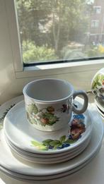 Te koop marjolein bastin kopjes en schotel, Huis en Inrichting, Keuken | Servies, Ophalen, Zo goed als nieuw, Overige stijlen