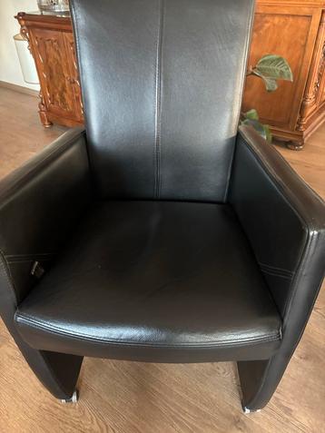 4 Zwarte lederen verstelbare eetkamerstoelen zgan beschikbaar voor biedingen