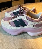 New Balance 39,5 Paars Lila Roze, Ophalen of Verzenden, Zo goed als nieuw, Sneakers of Gympen