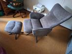 Draaibare fauteuil met voetenbank, Huis en Inrichting, Fauteuils, Ophalen, Zo goed als nieuw, 50 tot 75 cm, Minder dan 75 cm