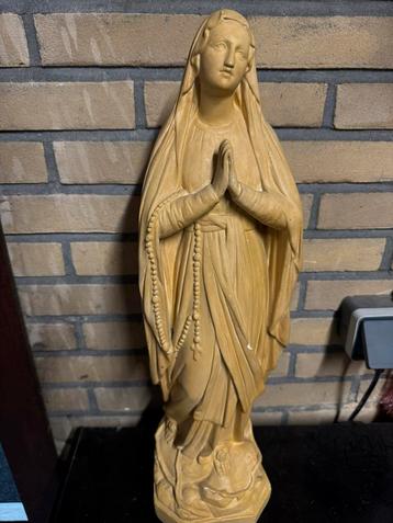 Oud groot Maria beeld beschikbaar voor biedingen