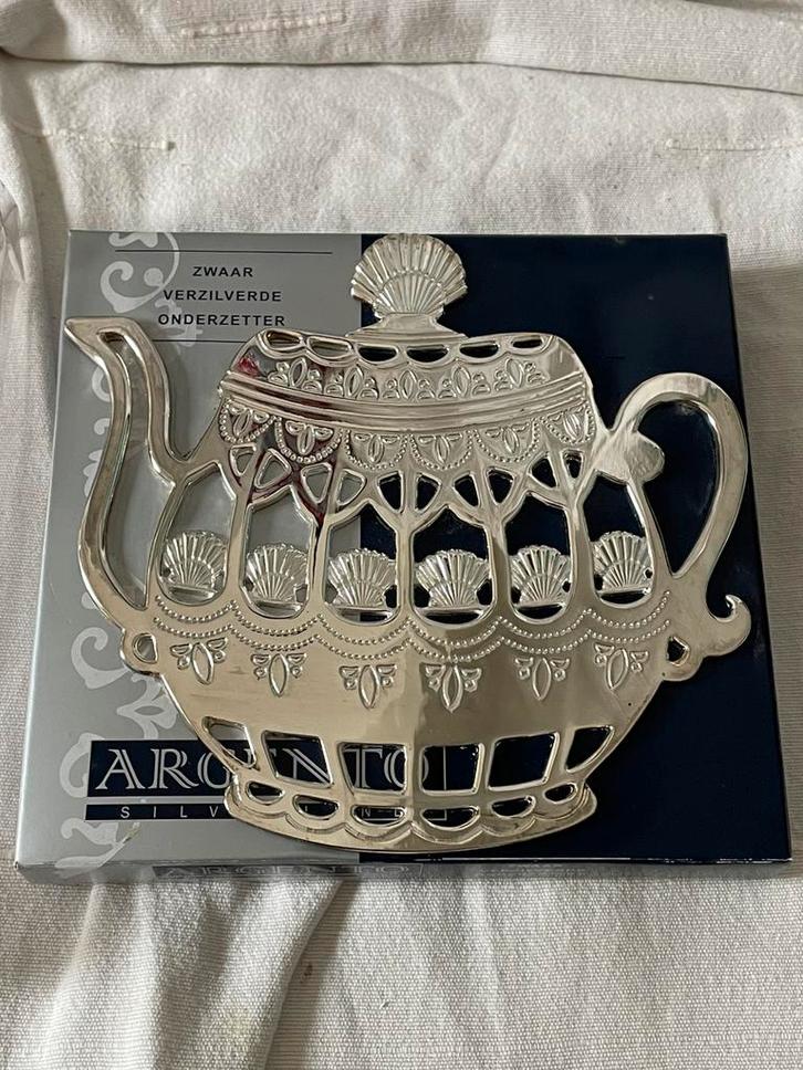 Zilveren Onderzetter - Nieuw in Verpakking!, Huis en Inrichting, Woonaccessoires | Onderzetters, Nieuw, Pot of Pan, Ophalen of Verzenden