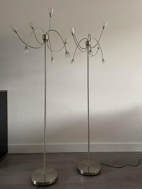 2 stuks mooie staande ikea vloerlamp RVS met dimmer lamp, Huis en Inrichting, Lampen | Vloerlampen, Gebruikt, 150 tot 200 cm, Metaal