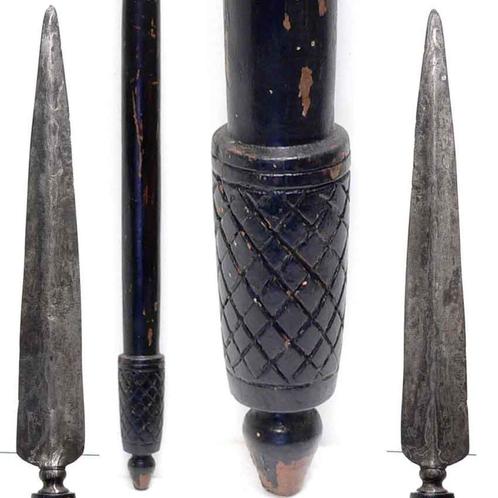 Tombak uit Bali met schacht SP37 Keris Kris speer Indonesie, Antiek en Kunst, Kunst | Niet-Westerse kunst, Ophalen of Verzenden