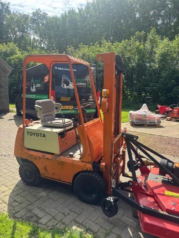 Toyota FG9 heftruckje 900kg heffen benzine beschikbaar voor biedingen
