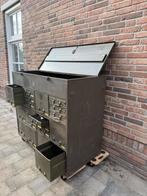 Industriële kast / stalen legerkast / ladekast met bovenklep, Ophalen, Gebruikt