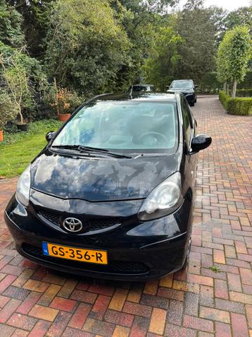 Toyota Aygo 1.0 12V Vvt-i 3DRS MMT 2007 Zwart beschikbaar voor biedingen