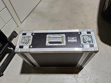 Boris case 19" 4 HE Double door  beschikbaar voor biedingen