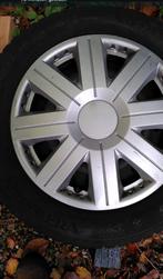 Winterbanden, Vredestein Snowtracks 175/65 R15, stalen velg., Auto diversen, Wieldoppen, Ophalen, Gebruikt