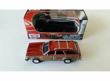 1979 Chrysler Town & Country Wagon, red/wood beschikbaar voor biedingen
