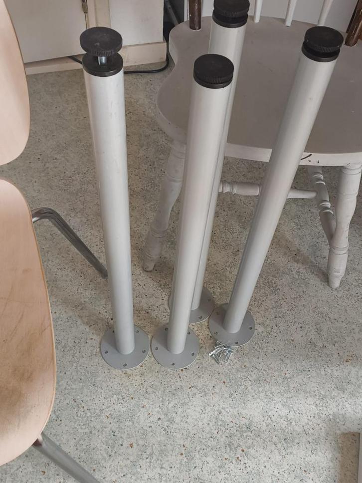 ikea linnmon tafel incl.montage, ikea stoel en antieke stoel, Huis en Inrichting, Tafels | Eettafels, Gebruikt, 50 tot 100 cm