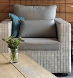 Twee fauteuils voor ultiem comfort, Huis en Inrichting, Kunststof, Modern en strak, 75 tot 100 cm, Ophalen of Verzenden