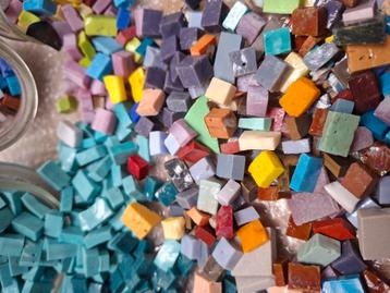Zeer grote partij murano glas mozaïek steentjes.  beschikbaar voor biedingen