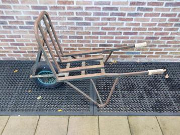 Steenkruiwagen  beschikbaar voor biedingen