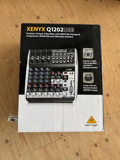 Behringer Xenyx Q1202USB geluidstafel mixer, Muziek en Instrumenten, Mengpanelen, Nieuw, Minder dan 5 kanalen, Microfooningang
