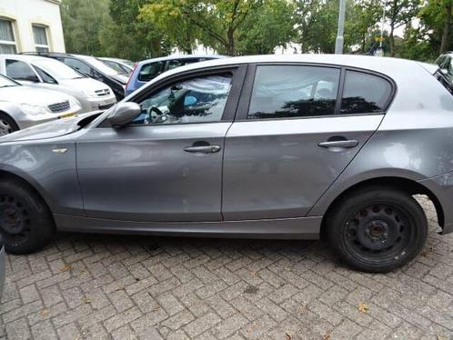 BMW 118d bj 2009 5 deurs 169000 km 6 gang voor demontage., Auto-onderdelen, Overige Auto-onderdelen, BMW, Gebruikt, Ophalen of Verzenden