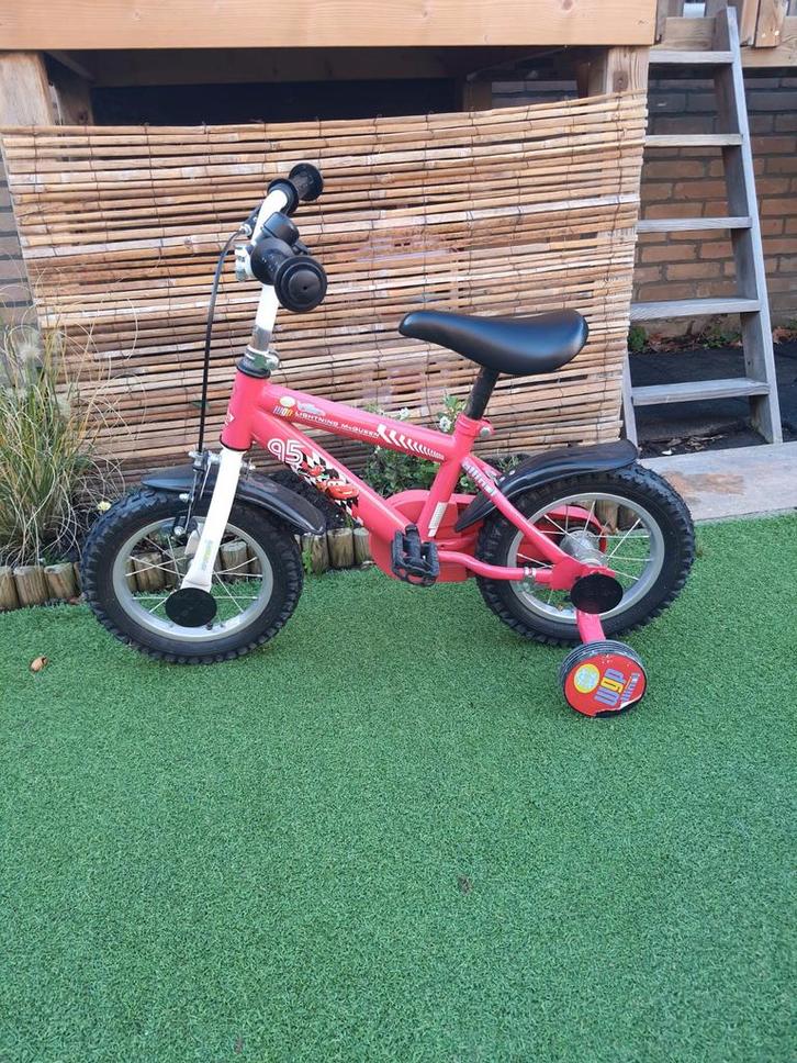 Cars kinderfiets, Fietsen en Brommers, Fietsen | Kinderfietsjes, Gebruikt, Minder dan 16 inch, Zijwieltjes, Ophalen