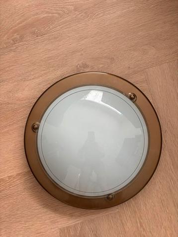 Lamp, goud beschikbaar voor biedingen