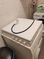 Keramische kookplaat met deksel. Let op een pit werkt niet, Witgoed en Apparatuur, Kookplaten, Ophalen, Gebruikt, Keramisch, 4 kookzones