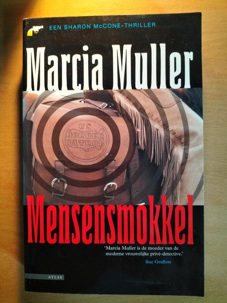 Marcia Muller - Mensensmokkel, Boeken, Thrillers, Gelezen, Amerika, Ophalen of Verzenden