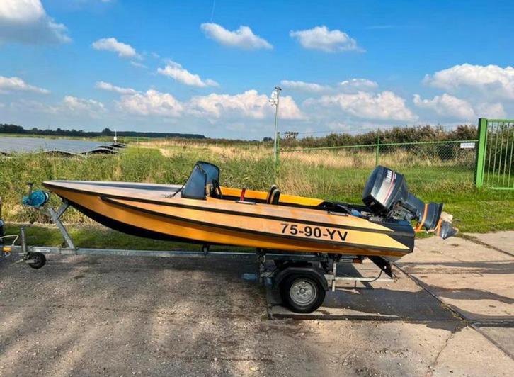 Goede trailer + Boot (opknapper), Watersport en Boten, Accessoires en Onderhoud, Zo goed als nieuw, Ophalen