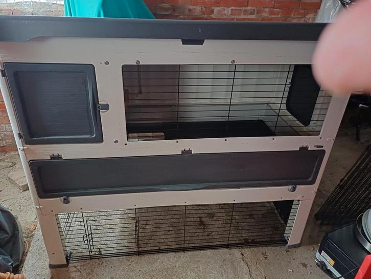 Ferplast kunstofhok lodge 140., Dieren en Toebehoren, Knaagdieren en Konijnen | Hokken en Kooien, Zo goed als nieuw, Hok, 90 cm of meer