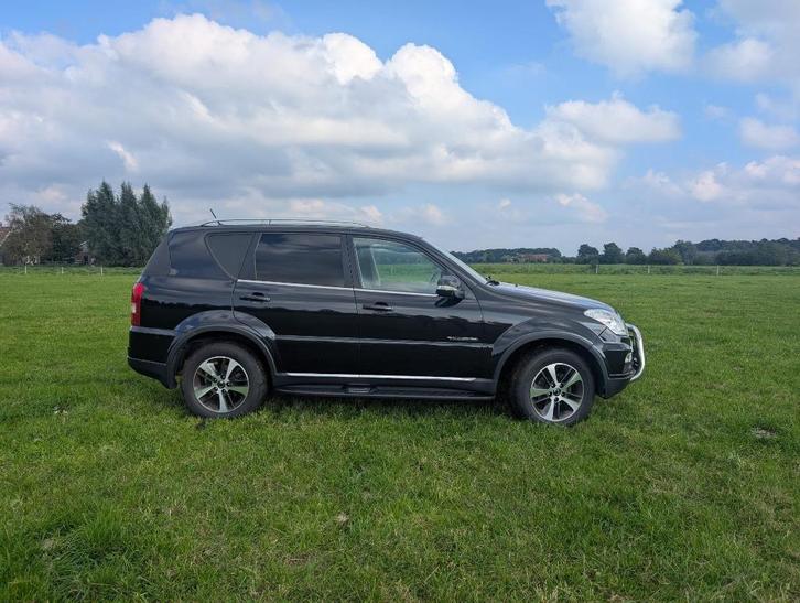 SsangYong Rexton 2.2D 131kW 2017, Auto's, Bestelauto's, Particulier, 4x4, ABS, Achteruitrijcamera, Airbags, Airconditioning, Alarm