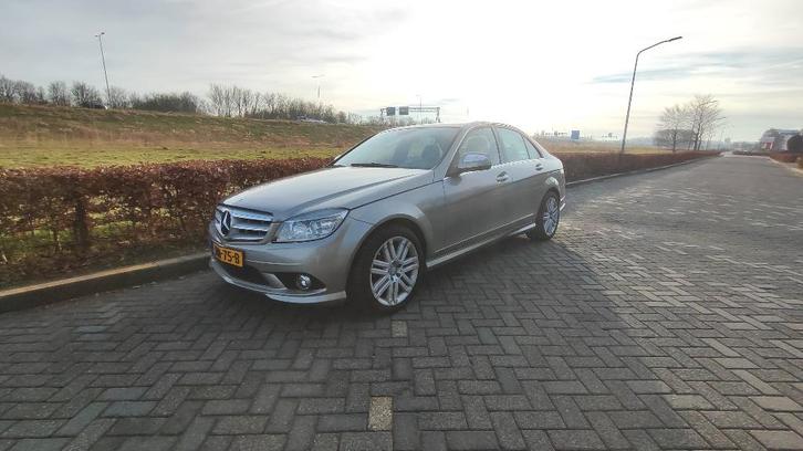 Mercedes-Benz C300 Grijs, Auto's, Mercedes-Benz, Particulier, C-Klasse, ABS, Adaptieve lichten, Airbags, Airconditioning, Alarm