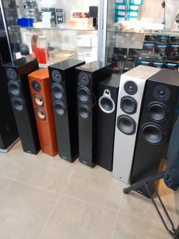 Diverse boxen nieuw en tweedehands vanaf €50 beschikbaar voor biedingen