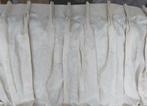 2 Creme overgordijnen van 238 cm hoog en elk 105 cm breed, 100 tot 150 cm, 200 cm of meer, Ophalen of Verzenden, Zo goed als nieuw